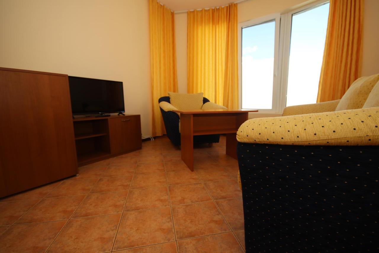 Hotel Continental كيتن المظهر الخارجي الصورة